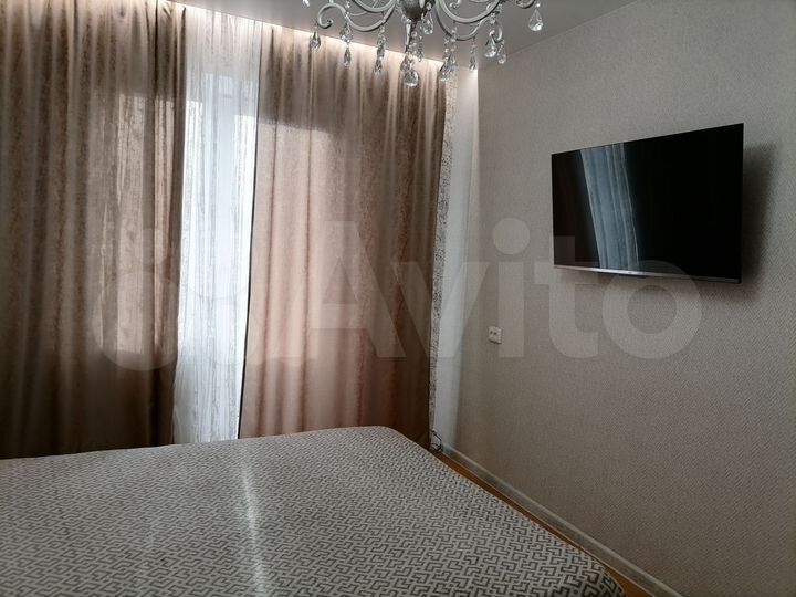 3-к. квартира, 80 м², 8/9 эт.