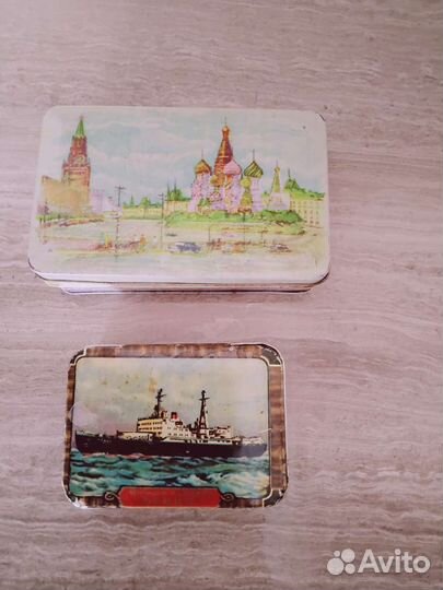 Две жестяные коробки 2шт