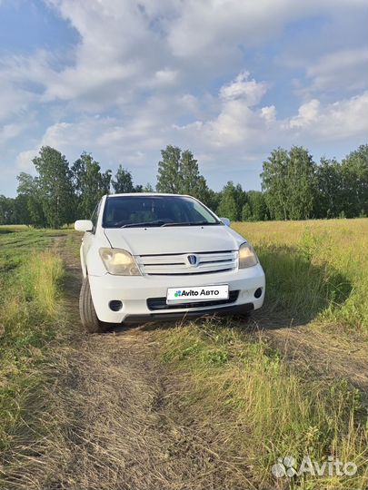 Toyota Ist 1.3 AT, 2003, 251 000 км