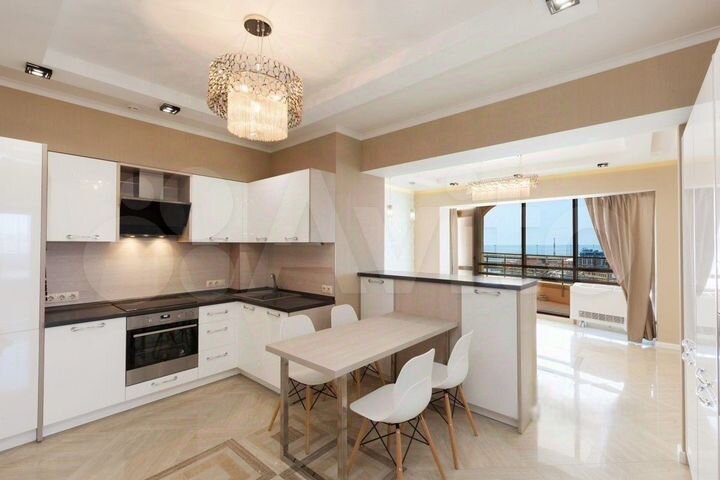 3-к. квартира, 100 м², 9/12 эт.