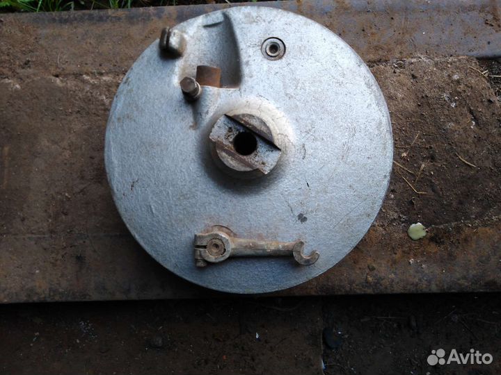 Опорник тормозной щит Иж Юпитер 3 Иж планета 3