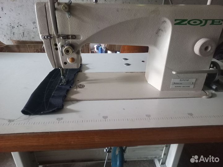 Швейная машина с игольным продвижением