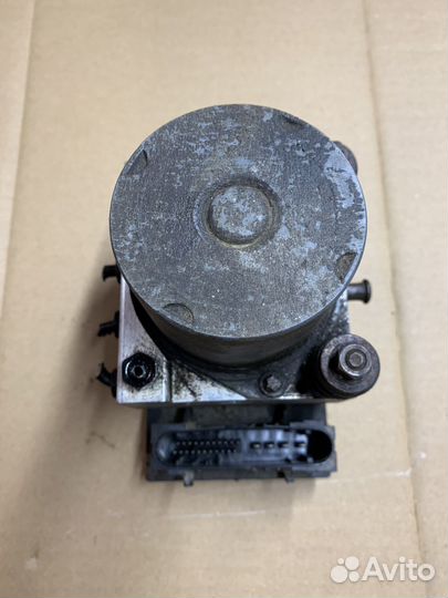 Блок abs абс (насос) Kia Ceed 1 ED