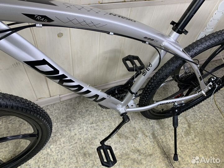 Новый велосипед на литых дисках