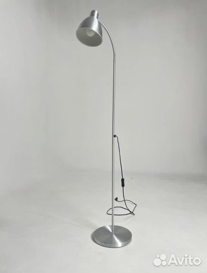 Торшер напольный