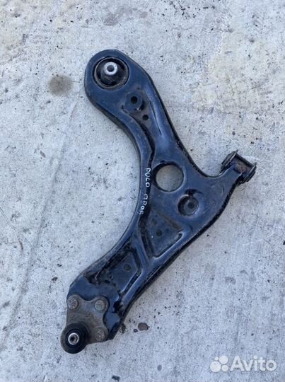 Рычаг передний правый Volkswagen Polo 5