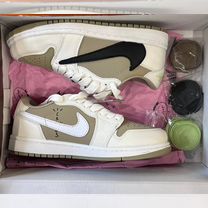 Travis Scott x Air Jordan 1 Low Golf