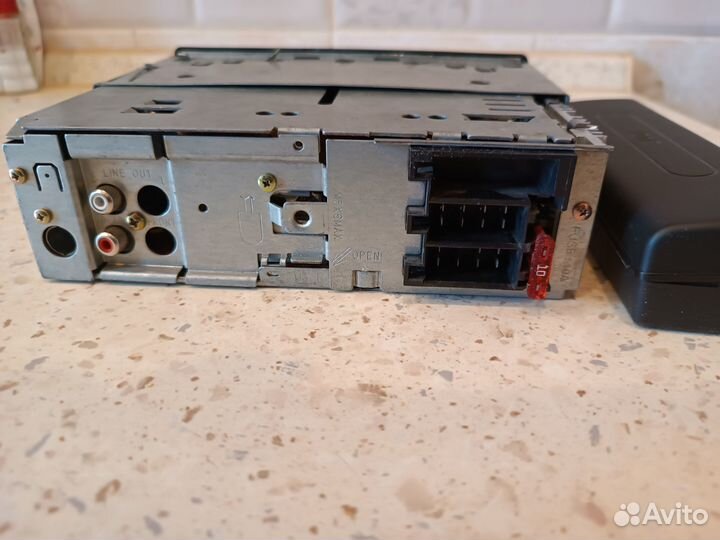 Автомагнитола JVC