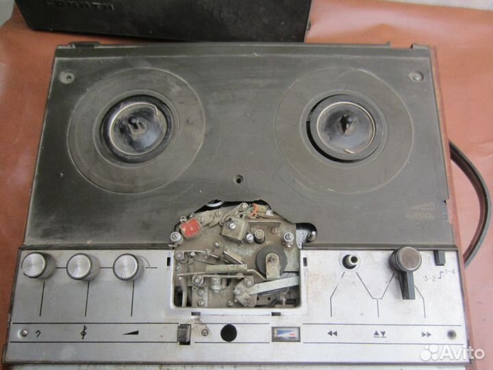 Магнитофон катушечный Соната-304 под ремонт