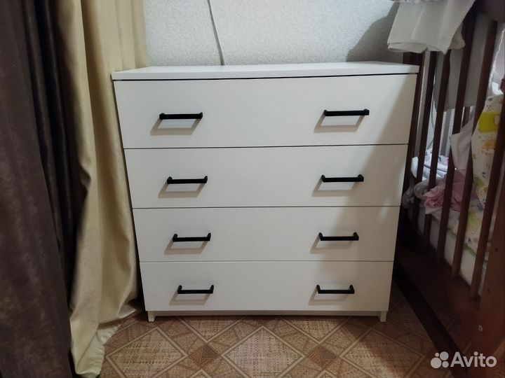 Комод белый