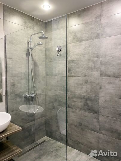 Ремонт ванной и туалета. Плиточник