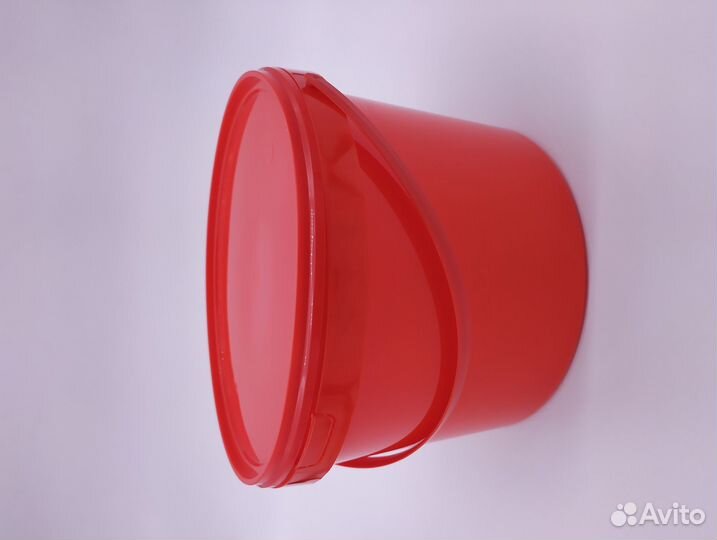 Пластиковая тара ведра банки