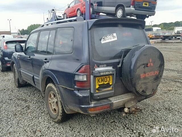 Разбор на запчасти Mitsubishi Pajero / Montero