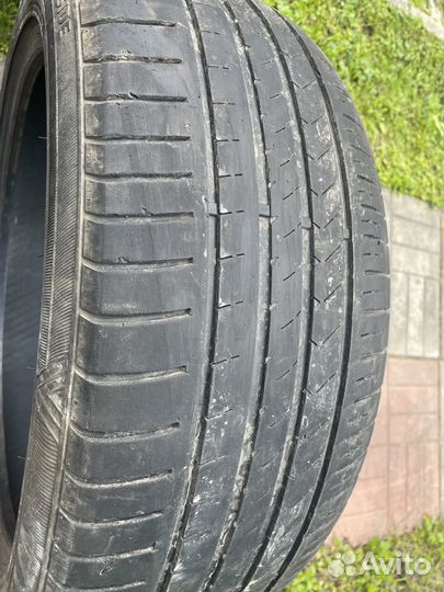 Winrun R330 235/45 R19
