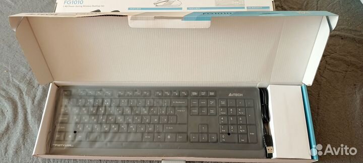 Комплект (клавиатура+мышь) A4tech Fstyler FG1010