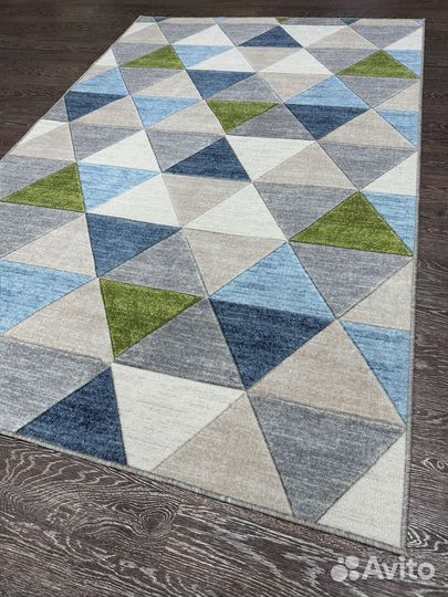 Палас новый 1.8х1.8