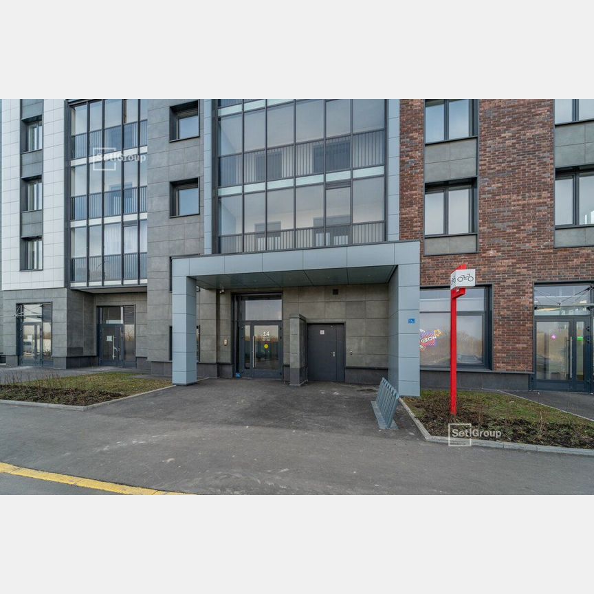 3-к. квартира, 107,4 м², 2/5 эт.