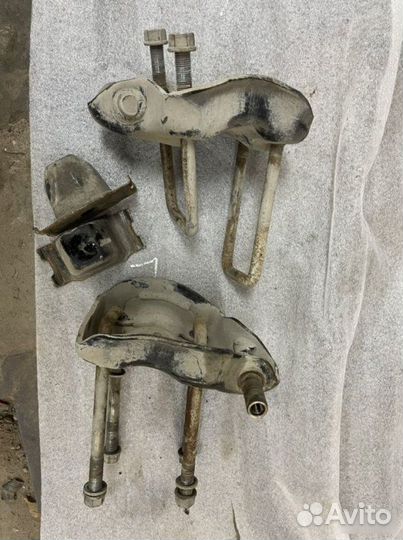 Проставка под рессоры Toyota Hilux