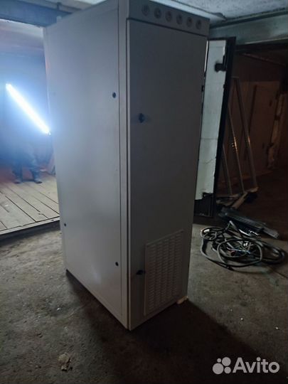 Шкаф серверный