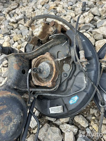 Chery tiggo t11 задний кулак в сборе