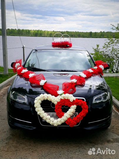 Свадебные украшения на машину
