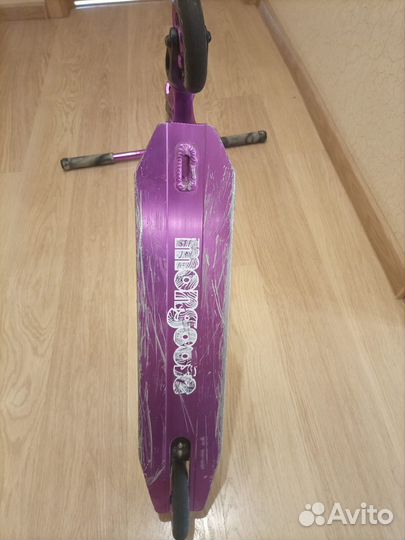 Трюковой самокат Mongoose Rise 110 team scooter