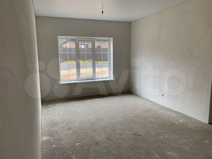 Коттедж 100 м² на участке 6 сот.