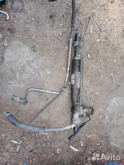 Продам на шевроле ланос рулевую рейку