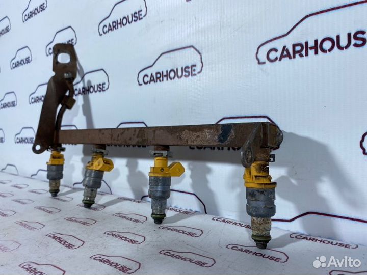 Рампа топливная Ford Scorpio