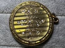 Старинный медальон с бриллиантами
