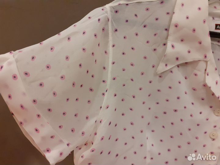 Блузка белая 46 размер
