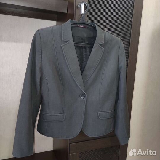 Школьный костюм для девочки