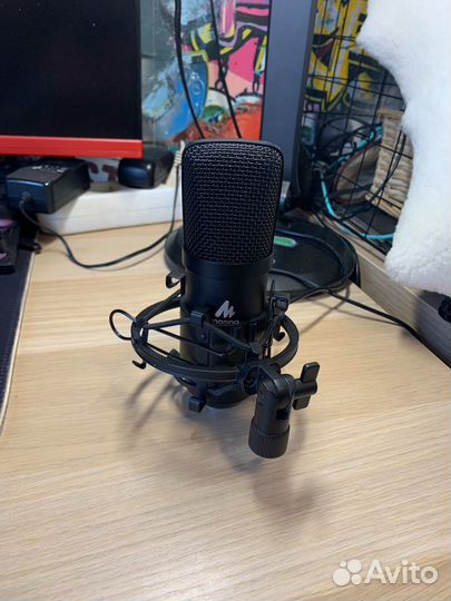 Микрофон студийный Maono