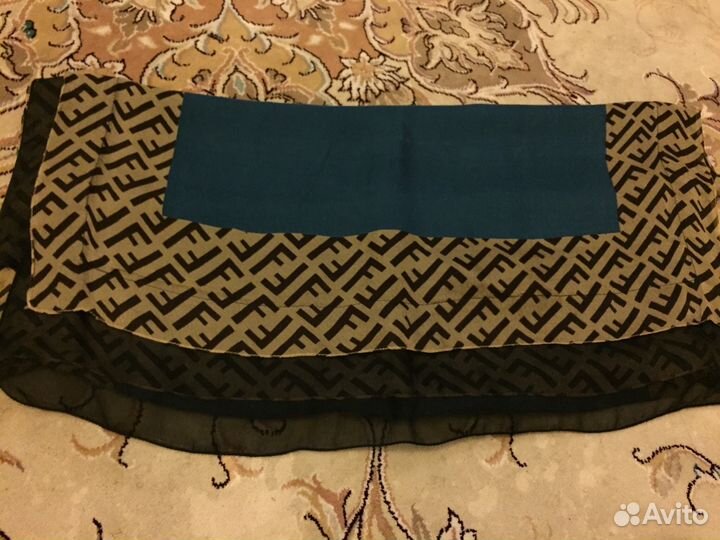 Шарфы, б/у. муж полу не отвечаю