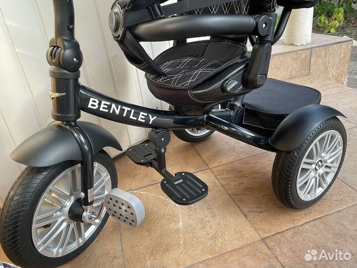 Детский велосипед с ручкой