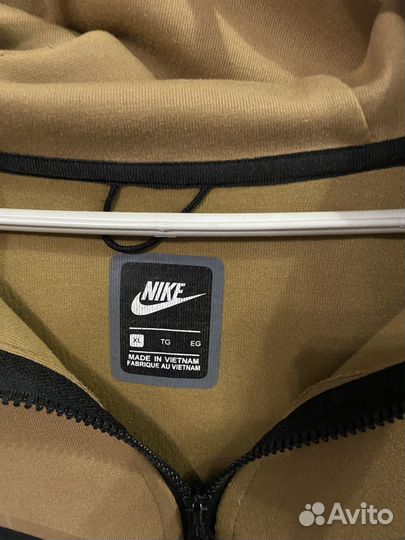 Nike tech fleece