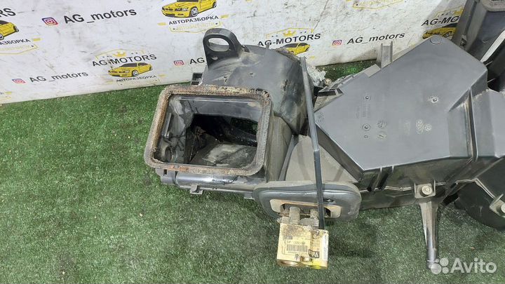 Корпус отопителя, Хетчбэк Golf 4