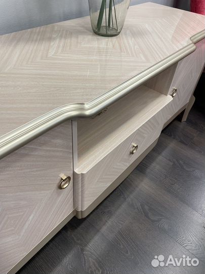 Новая тумба тв мдф светлая