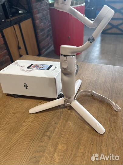 Стабилизатор для телефона dji osmo 5