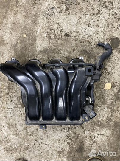 Впускной коллектор Kia Rio x line