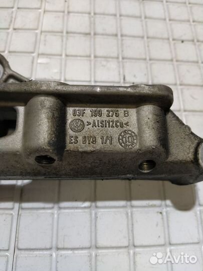 Кронштейн двигателя правый VAG 1.2 CBZ