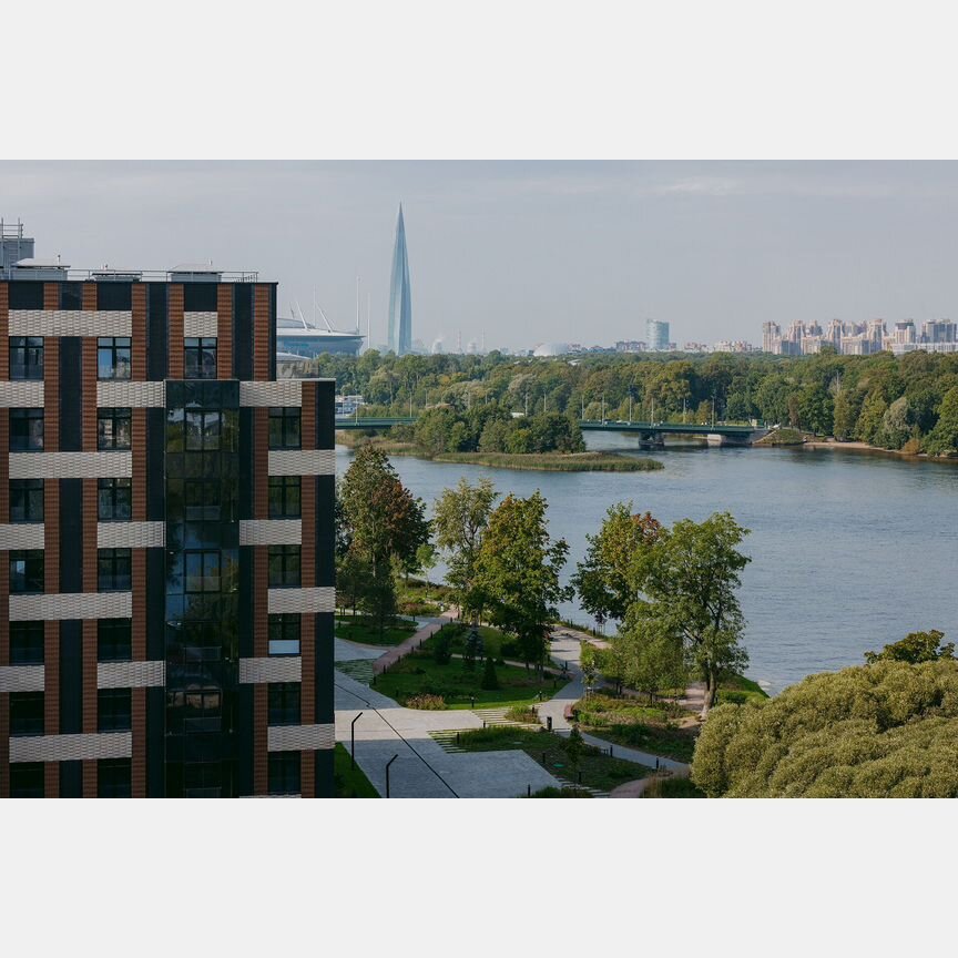 3-к. квартира, 140,9 м², 8/9 эт.