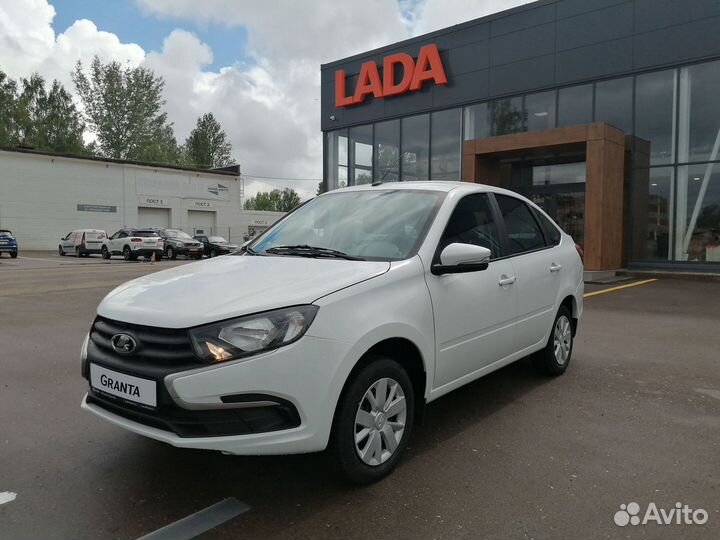 LADA Granta 1.6 МТ, 2023