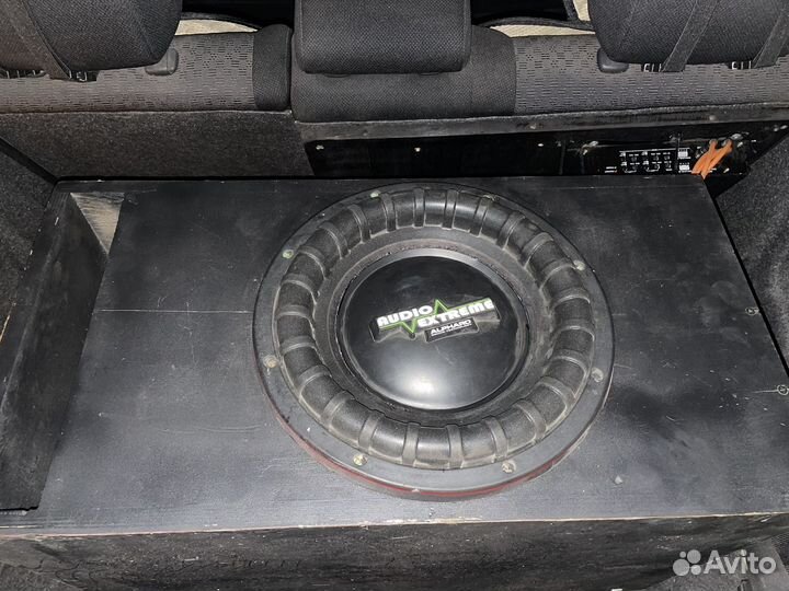 Продам Сабвуфер 12