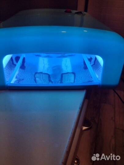 Уф лампа для ногтей