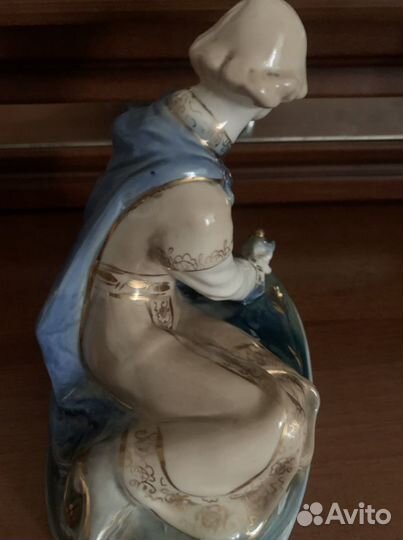 Статуэтка Иванушка с лягушкой фарфор СССР