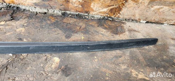 Молдинг лобового стекла Opel Astra J 2010-2017