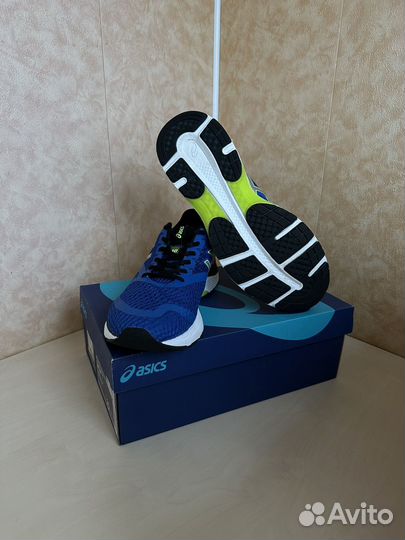 Кроссовки мужские Asics, модель «GEL-pulse 10»