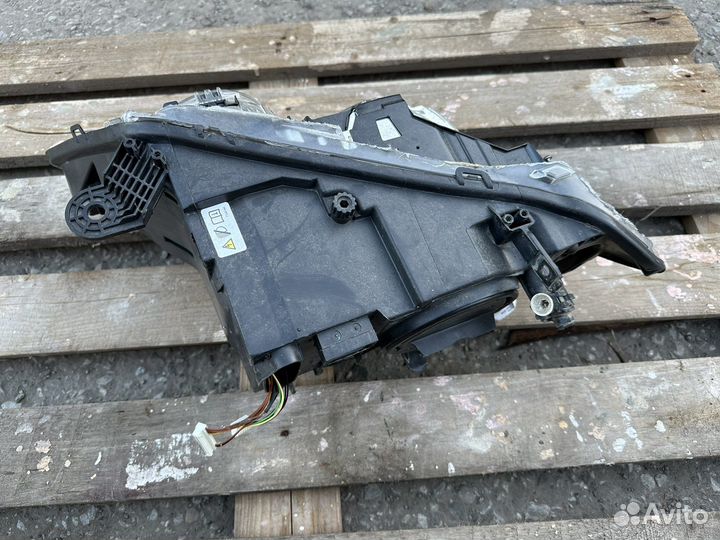 Фара bmw x3 f25 R правая