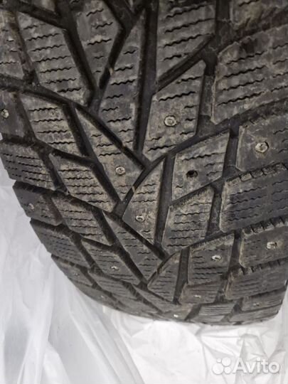 Dunlop Grandtrek Ice 02 235/65 R18